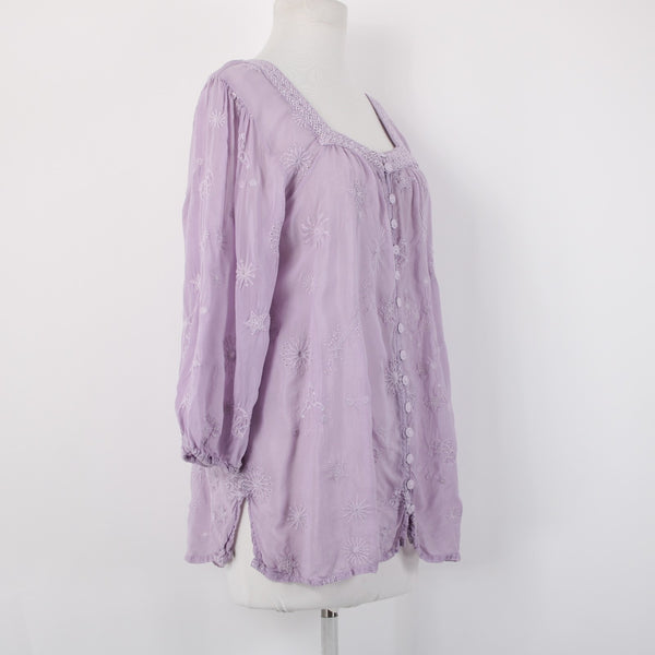 Johnny Was Sz M Lavender Purple Stars Embroidered Bohemian 3/4 Sleeve Rayon Top