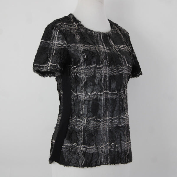BCBG maxazria NEW $198 Tulum Sz S Black White Combo Eyelash 100% Polyester Top