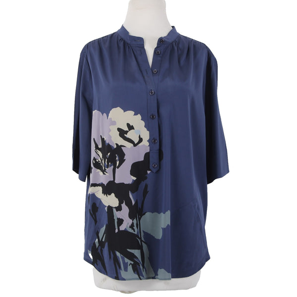 Armani Collezioni Top Sz 10 Navy Blue Bold Print Button Front Silk Blend Top