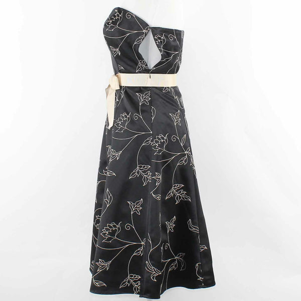 White House Black Sz 2 Black Ivory Ribbon Belted Embroidered 100% Poly Dress