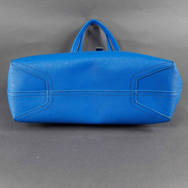 Vince Camuto 14 X 11 X 5 Blue Zip Closure Pocketed 100% Genuine Leather Purse