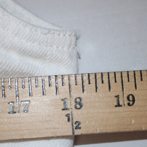 7 For All Mankind Jumpsuit Sz L x 34 White Denim Buttons V Neck 100% Lyocell