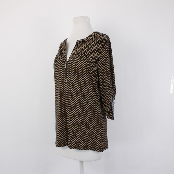 7th Avenue Top NEW $40 Sz L Black Brown Check Design V Neck Poly Spandex Top