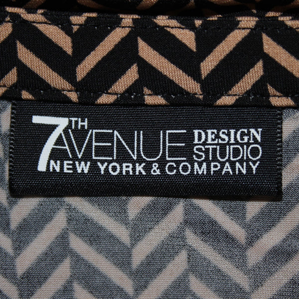 7th Avenue Top NEW $40 Sz L Black Brown Check Design V Neck Poly Spandex Top