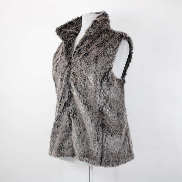 26 International Ashley NEW Sz 3X Gray Black Faux Fur Collared Polyester Vest