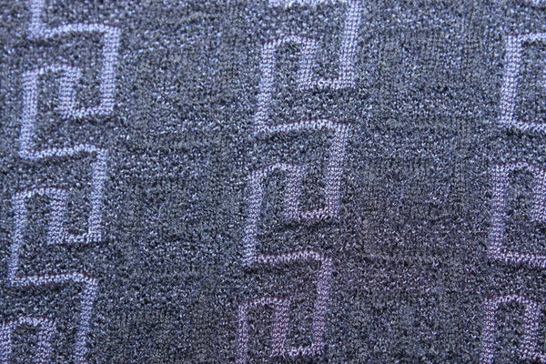 Young Versace Sz 8B Purple Navy Textured V Neck Sweater