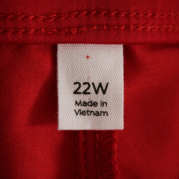 Westport NEW $40 Signature Fit Sz 22W x 25 Red Mid Rise Cotton Nylon Capri Pant
