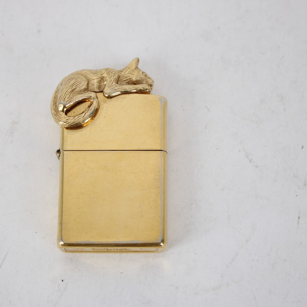 Zippo 3D Cat Lighter Gold Tone 3D Art Cat Resting On Top Zippo Lighter