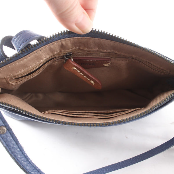 The Sak Purse NEW $129 Silver Lake 10 x 5 x 1 Blue Silver Tone Hardware Leather
