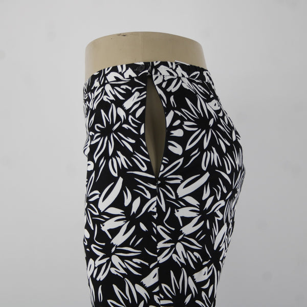 Sutton Studio NEW $79 Sz 16 x 26 Black White Elastic Sides Cotton Lycra Pant