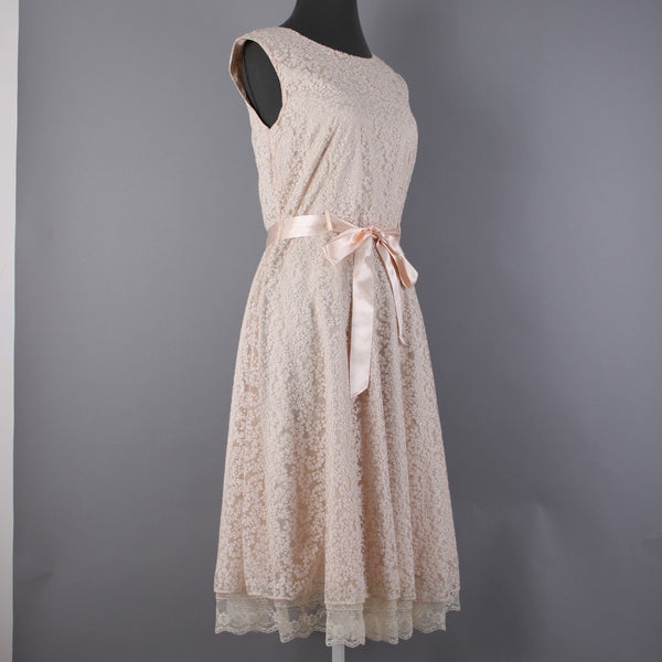 Tahari Sz 6 Tan White Glitter Lace Lined Belted Rayon Polyester Dress