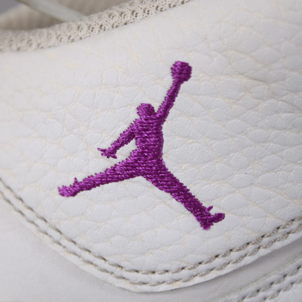 Nike Jordan Sneakers Sz 5.5Y White Purple Logo High Top Leather Fabric Sneakers