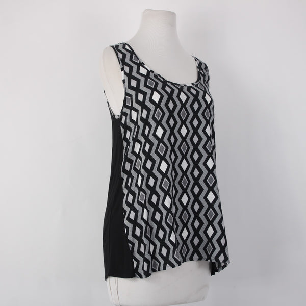 Apt 9 Top NEW $30 Sz S Black White Round Neck Sleeveless 100% Rayon Top