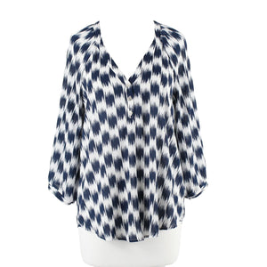 Lush Sz S Navy Blue Ivory Pullover 100% Polyester Top