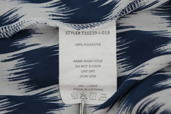 Lush Sz S Navy Blue Ivory Pullover 100% Polyester Top