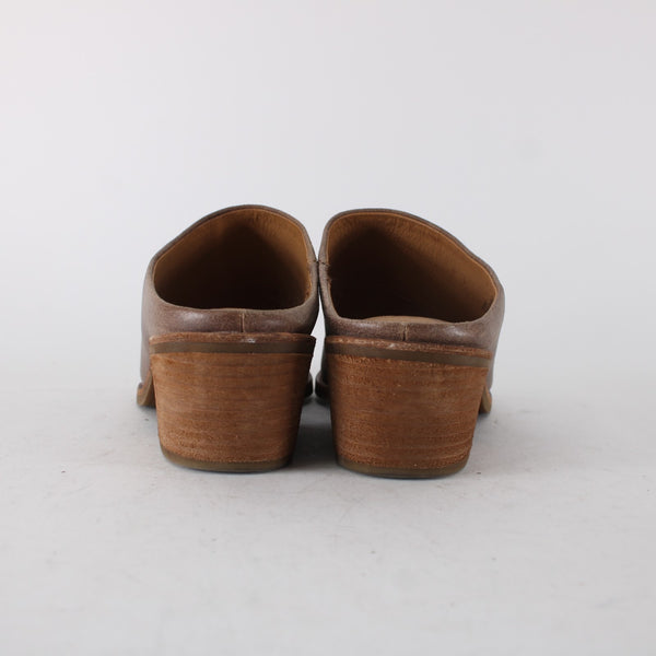 Sofft Heels Sz 11 M Brown Open Toe Slip On Mule Leather 3" Heels