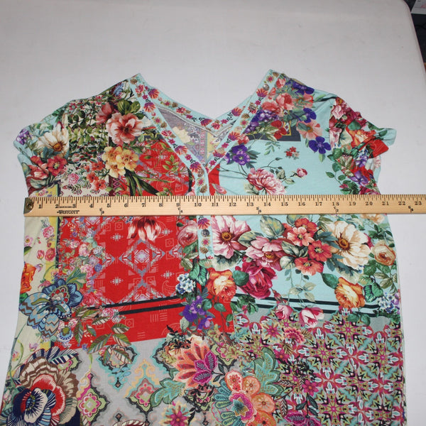 Johnny Was Top Sz M Blue Red Multi Colored Floral Half Button Viscose Bamboo Top