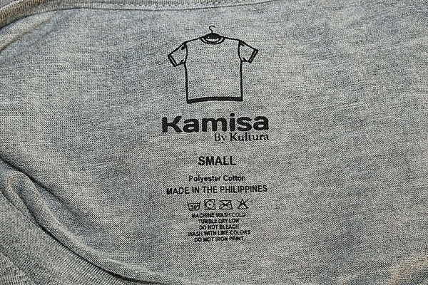 Kamisa Sz S Gray Red Black Polyester Cotton Graphic Hi Lo Tee Shirt