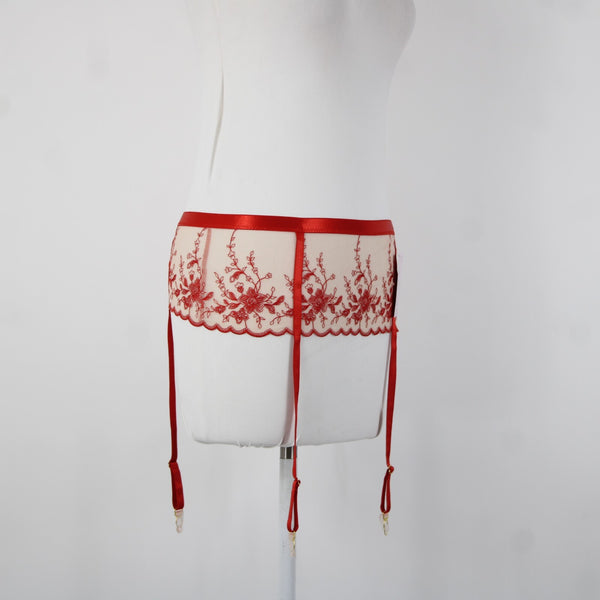 Empress Mimi NEW Sz M Red Cream Gold Lace Polyamide Elastane Garter Belt