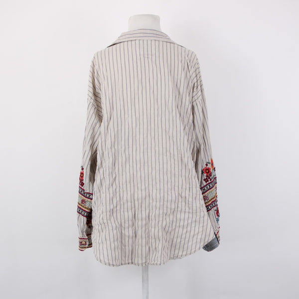 Johnny Was Workshop Top Sz L Cream Tan Multicolor Embroidered Buttons Cotton Top