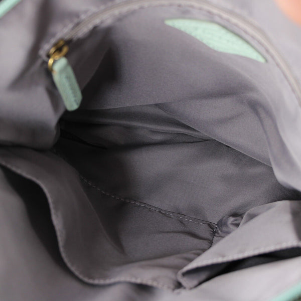 Fossil 11 x 10 x 2 Mint Green Inner Outer Pockets Adj Strap Leather Purse