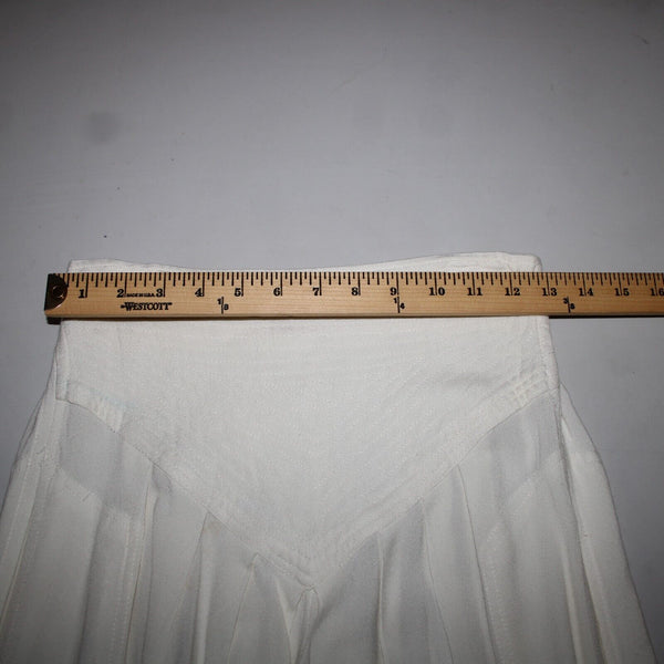 Laise Adzer Sz 4 x 26 Ivory White High Waisted Pleaded Front Flared Cotton Pant