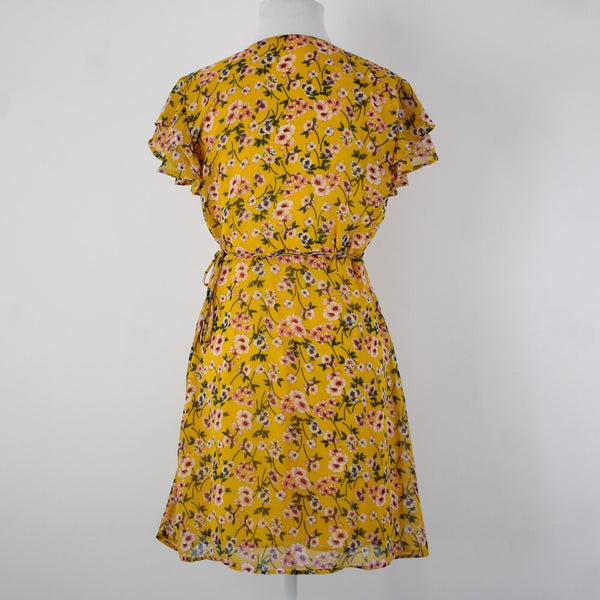 Harper Heritage Sz M Mustard Yellow Multi Floral Lined 100% Polyester Wrap Dress