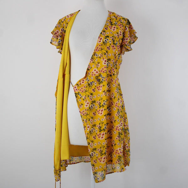 Harper Heritage Sz M Mustard Yellow Multi Floral Lined 100% Polyester Wrap Dress