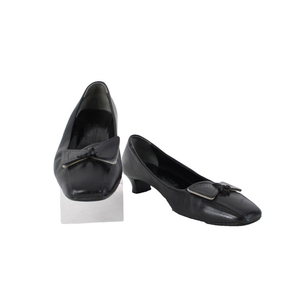 Ferragamo 1" Heels Sz 37.5 Black Bow Detail Square Toe Leather Kitten 1" Heels