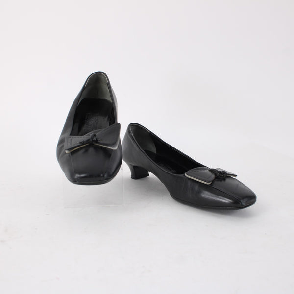 Ferragamo 1" Heels Sz 37.5 Black Bow Detail Square Toe Leather Kitten 1" Heels
