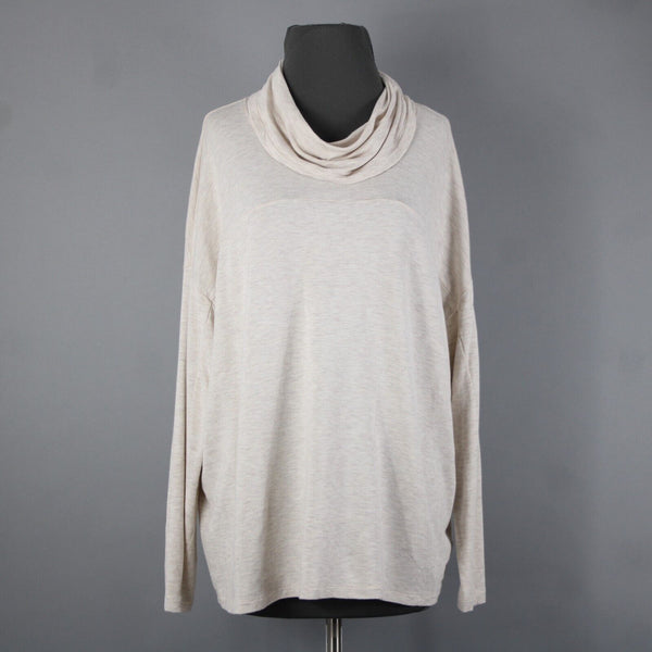 Cabi Sz S Tan Long Sleeve Loose Turtle Neck Rayon Spandex Top