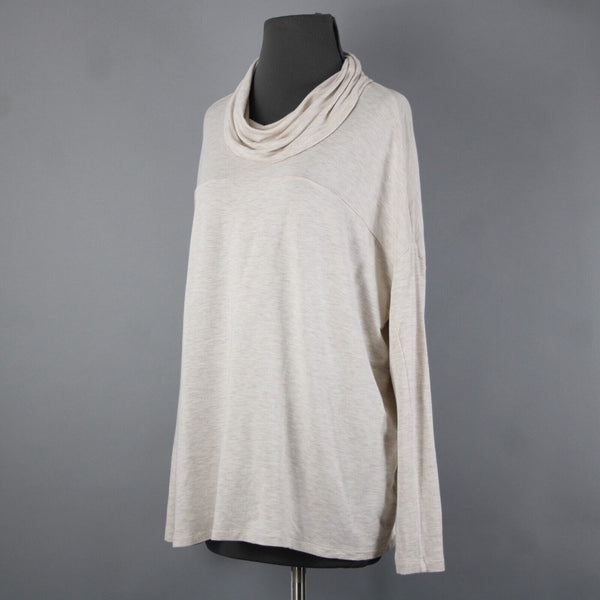 Cabi Sz S Tan Long Sleeve Loose Turtle Neck Rayon Spandex Top