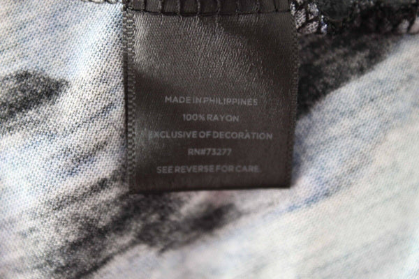 Simply Vera Vera Wang Sz S Blue Multi Asymmetrical Hem 100% Rayon Top
