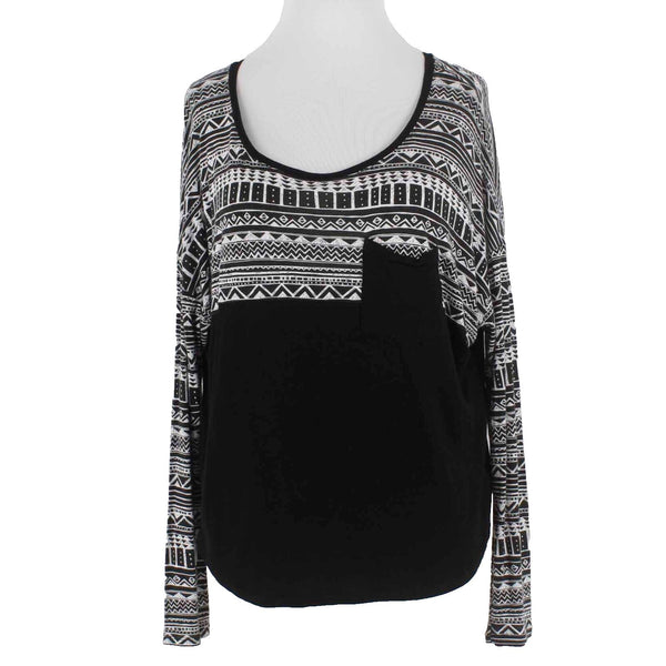 Empyre Sz M Black White Patch Pocket Scoop Neck Drop Shoulder Rayon Knit Top
