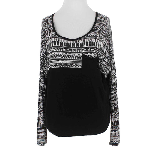 Empyre Sz M Black White Patch Pocket Scoop Neck Drop Shoulder Rayon Knit Top
