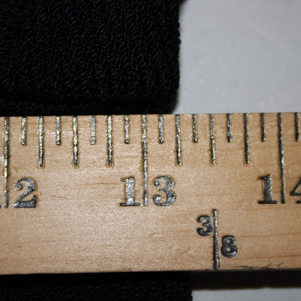 St John Sz 4 x 16 Black Elastic Waist Santana Knit  Bermuda Walking Shorts