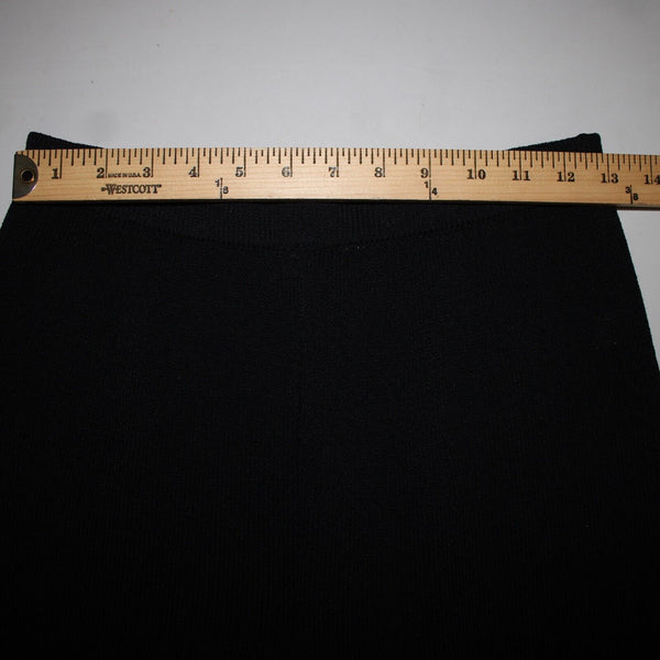 St John Sz 4 x 16 Black Elastic Waist Santana Knit  Bermuda Walking Shorts
