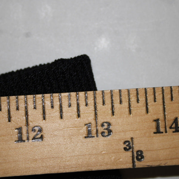 St John Sz 4 x 16 Black Elastic Waist Santana Knit  Bermuda Walking Shorts