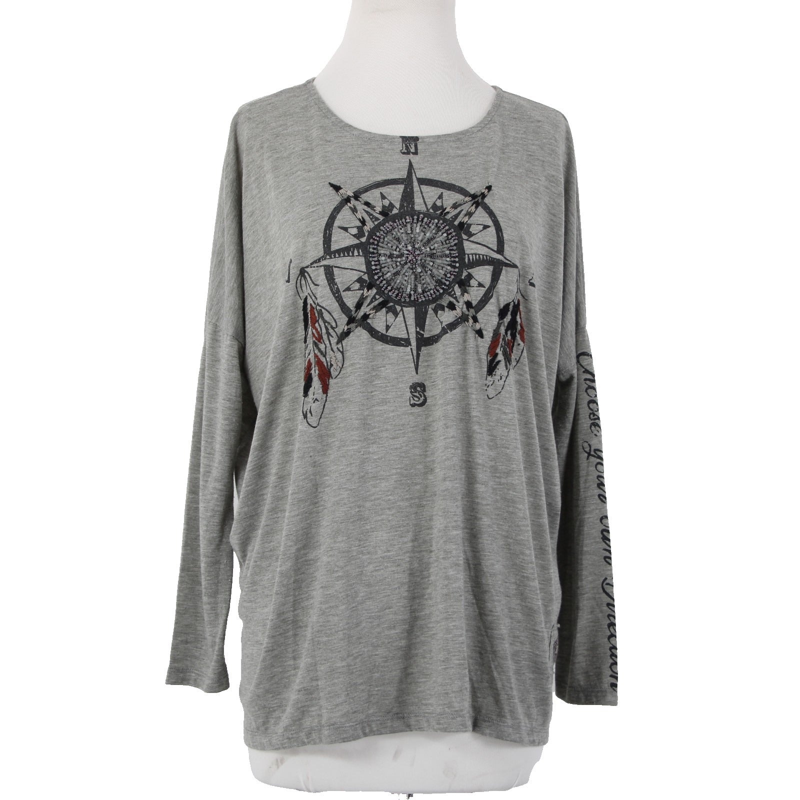 Double D Ranch Top Sz M Gray Black Beaded Embroidered Compass Poly Rayon Top