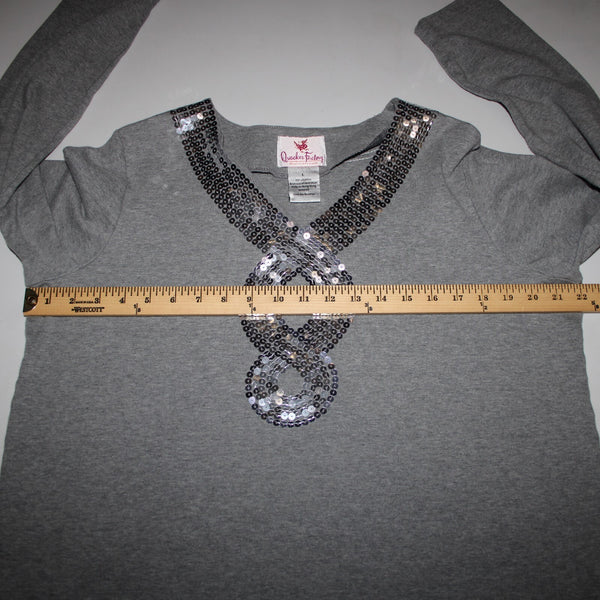 Quacker Factory Sz L Gray Silver Sequin Trimmed V Neck 100% Cotton Top