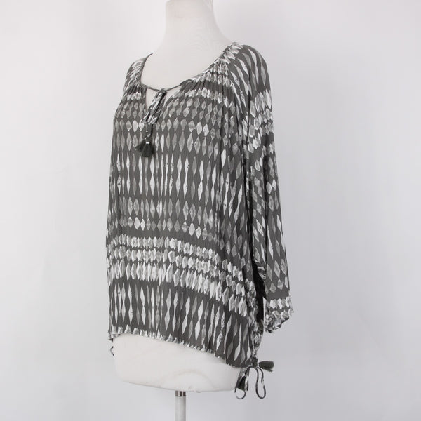 Love Stitch Top NEW $44 Sz S/M Gray White Asymmetrical Tassled 100% Rayon Top