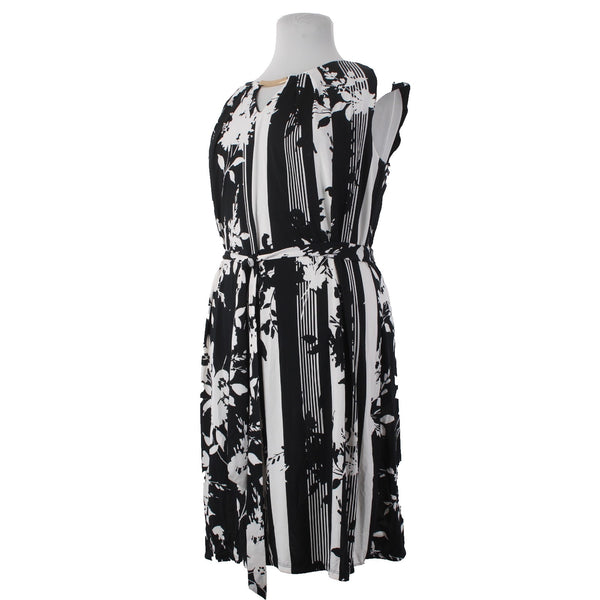 Luxology Dress NEW Sz 2x Black White Keyhole Belted Poly Spandex Dress