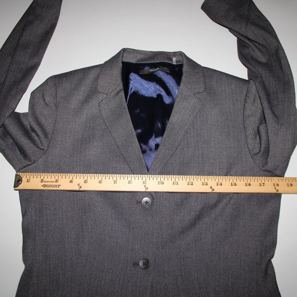 Tahari Sz 8 Gray Fine Herringbone Patch Pockets Polyester Lined Blazer Jacket