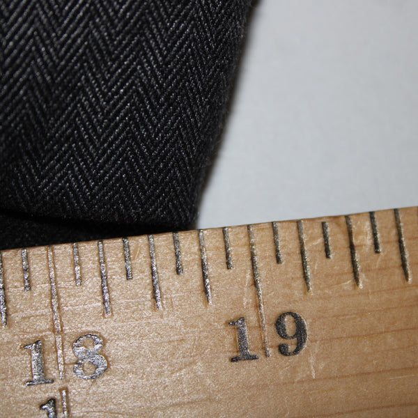 Tahari Sz 8 Gray Fine Herringbone Patch Pockets Polyester Lined Blazer Jacket