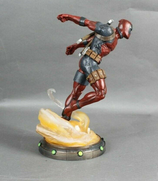 Diamond Select Marvel Dead Pool 10" Collectible Figure