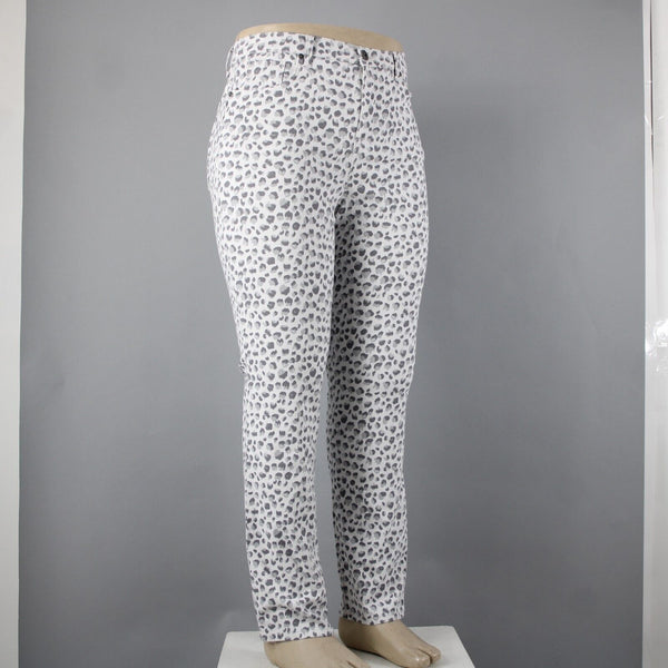 Style Co NEW $49 Sz 14 x 30 Gray White Animal Prnt Mid Rise Straight Cotton Pant