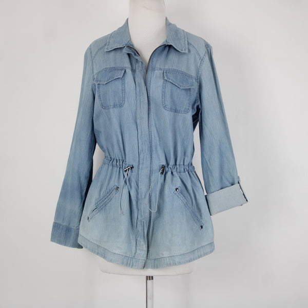 Chicos Sz 1 Lt Blue Denim Look Pockets Light Weight Zip 100% Cotton Jacket