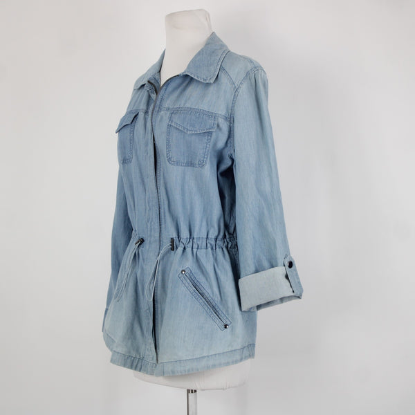 Chicos Sz 1 Lt Blue Denim Look Pockets Light Weight Zip 100% Cotton Jacket