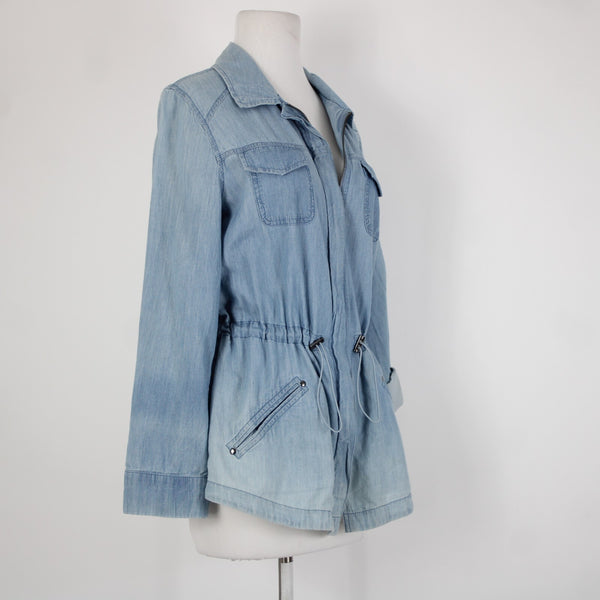 Chicos Sz 1 Lt Blue Denim Look Pockets Light Weight Zip 100% Cotton Jacket