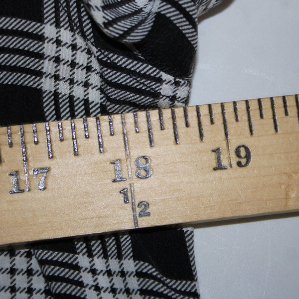 Equipment Femme Sz XS Black White Plaid Collared Pockets 100% Silk Chiffon Dress